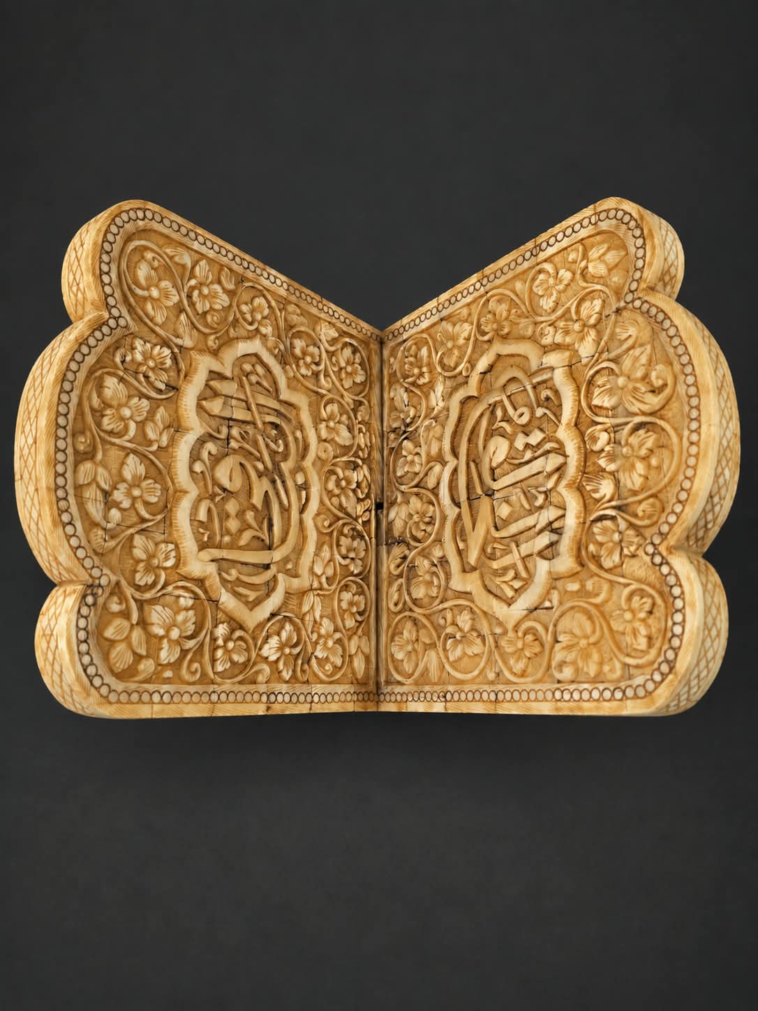 Rare Mughal style islamic handmade camel bone raheel